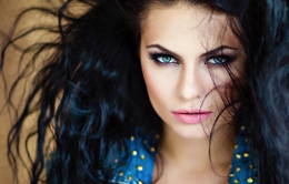 Keratin saç tellərinin parlaqlığını necə təmin edir? 